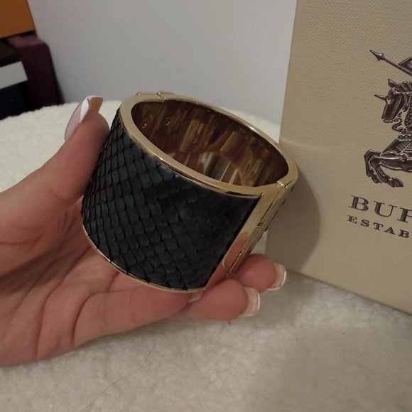 Burberry Python skin bangle - Picture 4 of 4